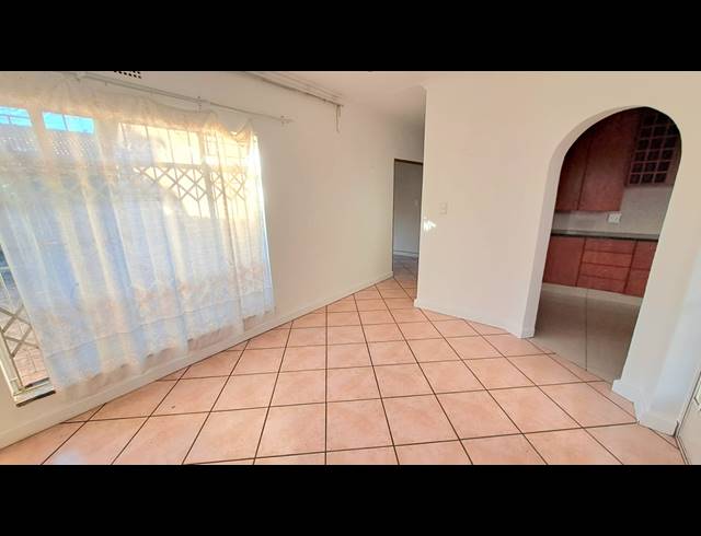3 BEDROOM HOUSE FOR SALE IN VANDERBIJLPARK SE 6